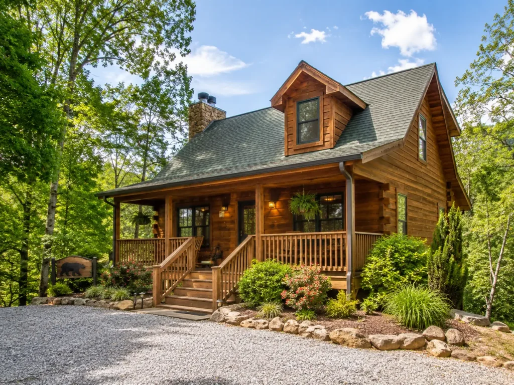 Cozy woodland cabin